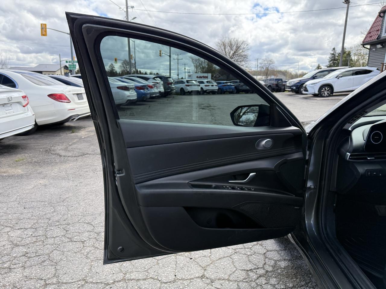 2021 Hyundai Elantra Ultimate Tech Photo
