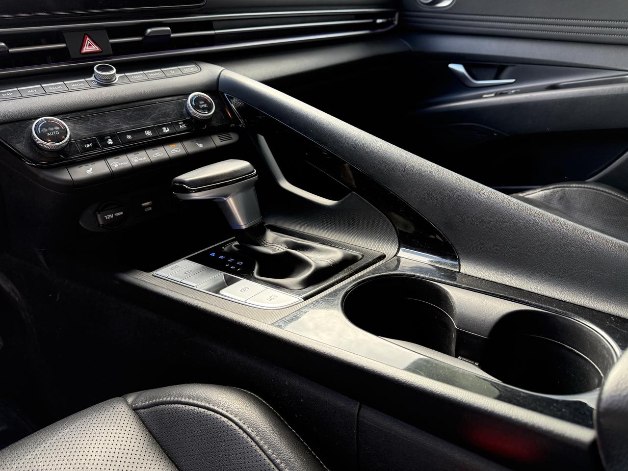 2021 Hyundai Elantra Ultimate Tech Photo