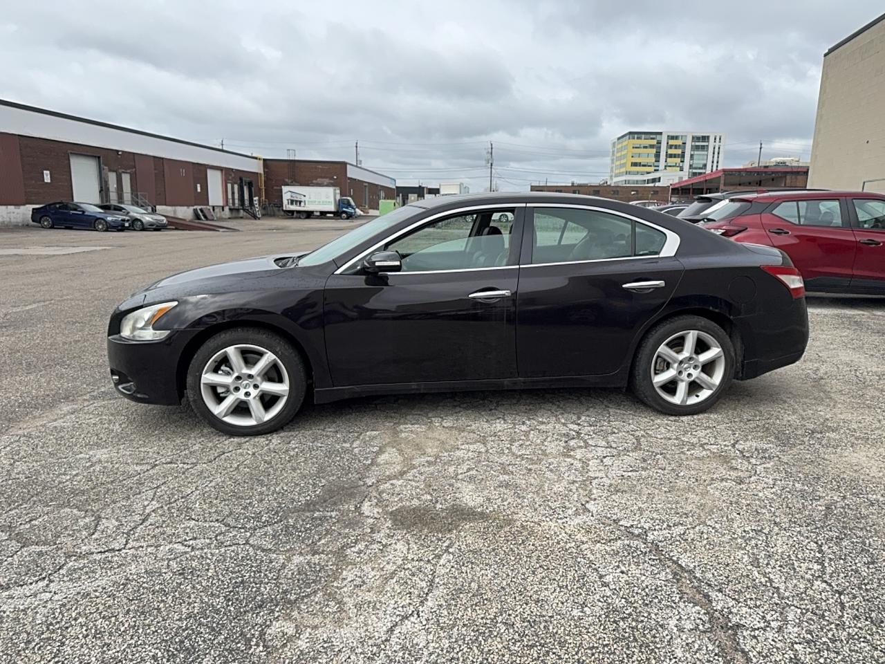 2011 Nissan Maxima 3.5 S Photo