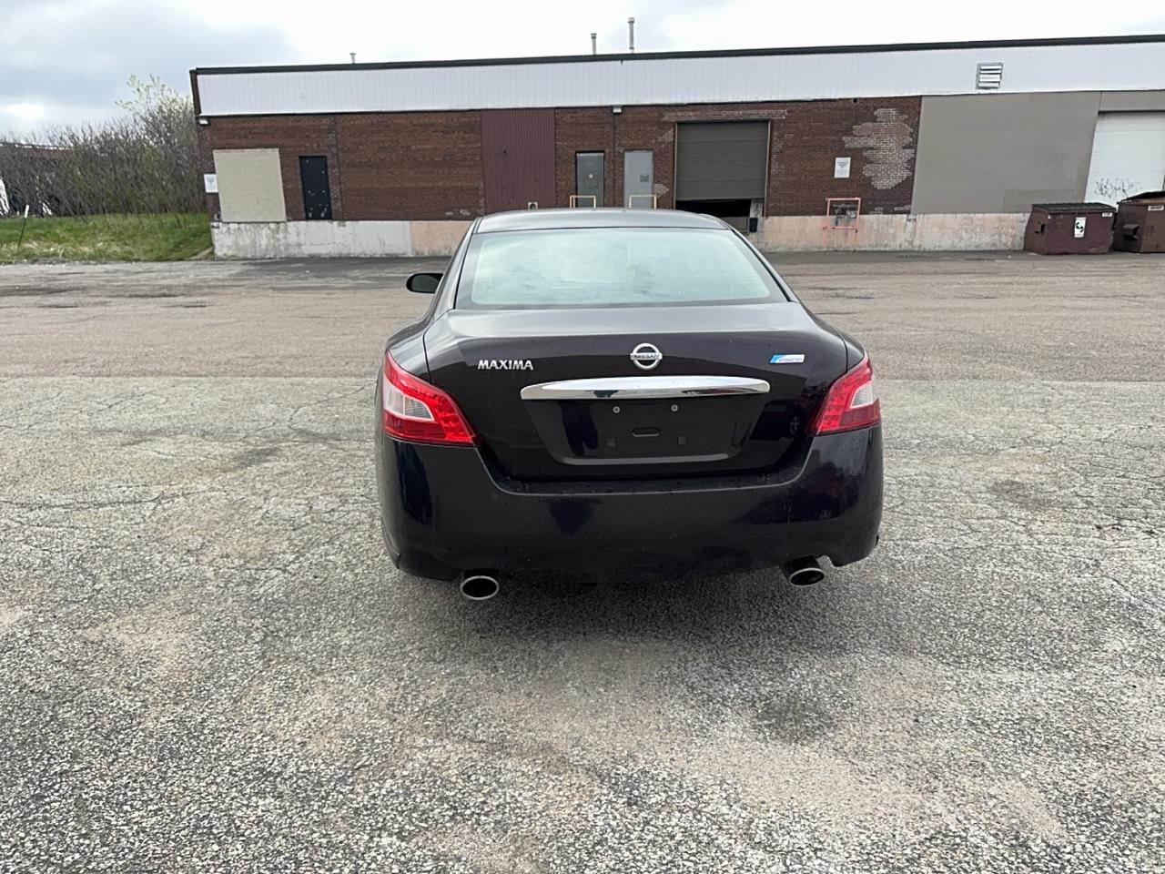 2011 Nissan Maxima 3.5 S Photo