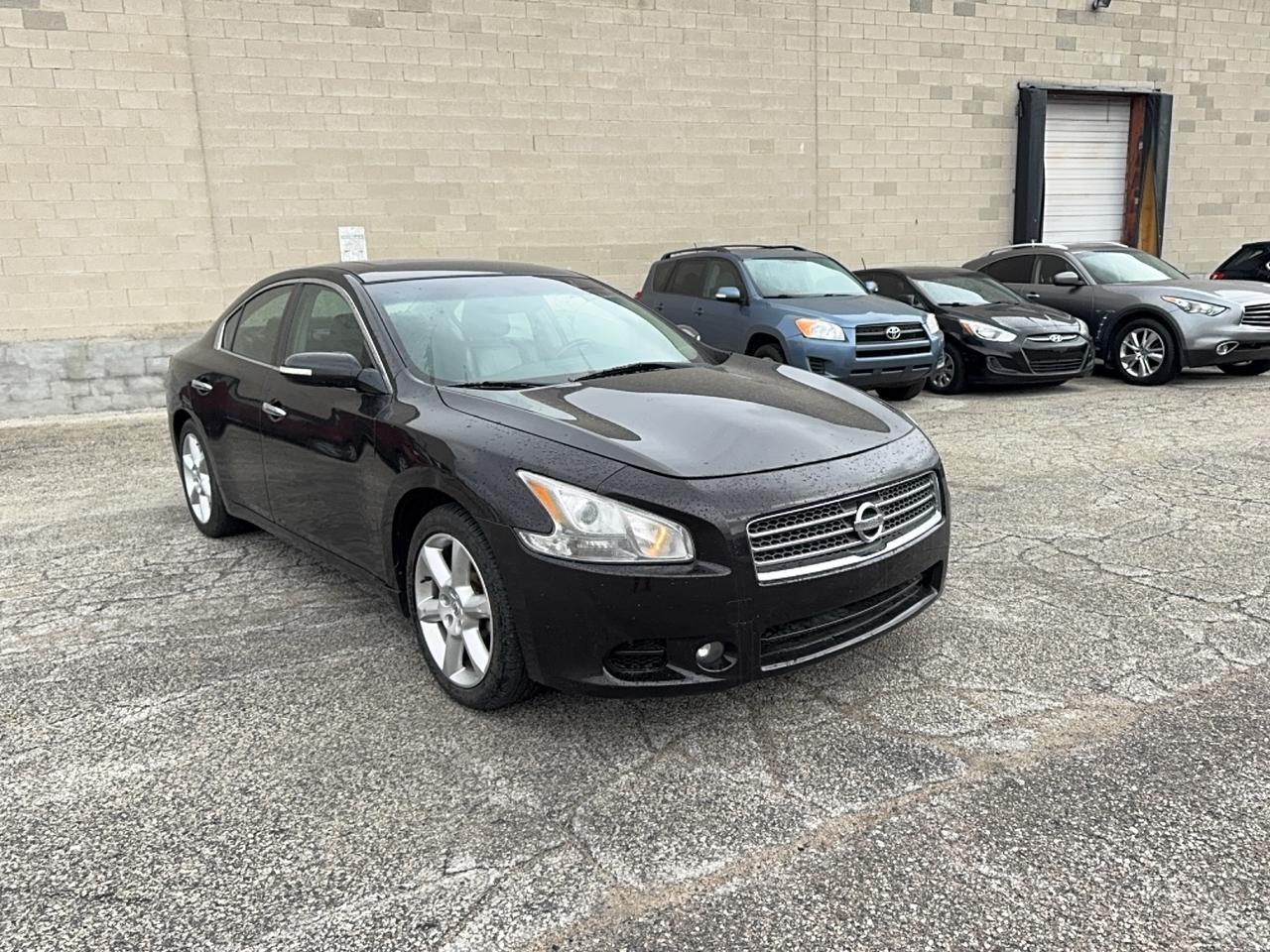 2011 Nissan Maxima 3.5 S Photo
