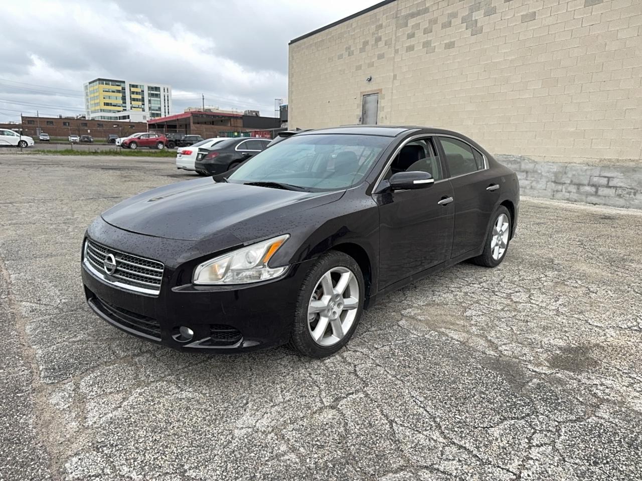 2011 Nissan Maxima 3.5 S Photo