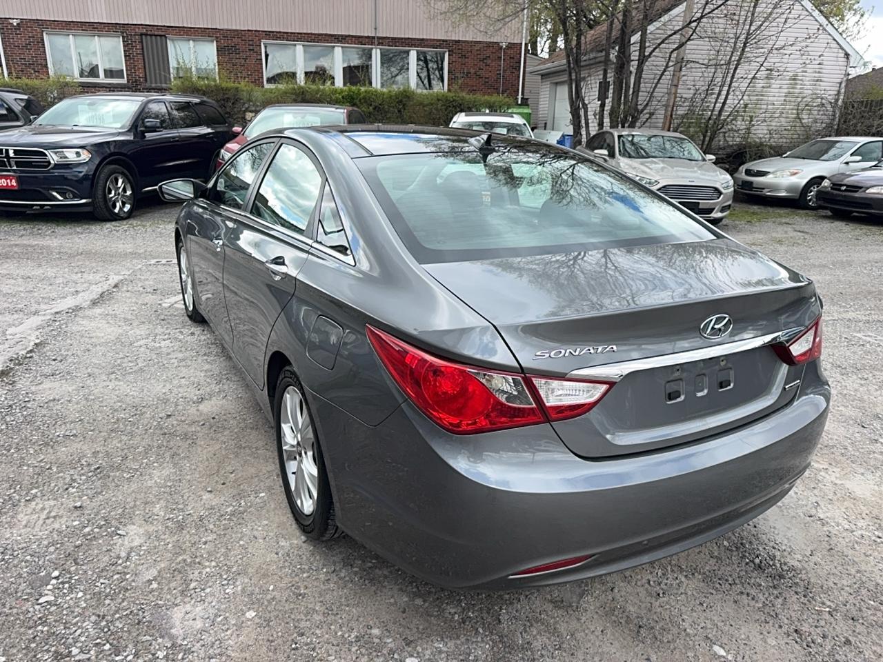 2013 Hyundai Sonata Limited w/Navi Photo4