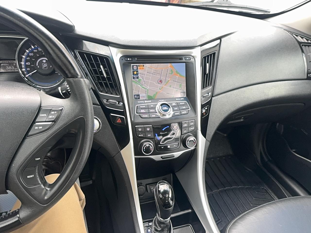 2013 Hyundai Sonata Limited w/Navi Photo