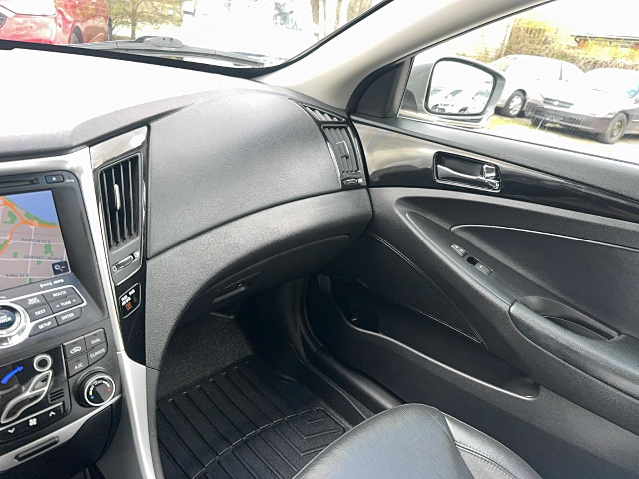 2013 Hyundai Sonata Limited w/Navi Photo