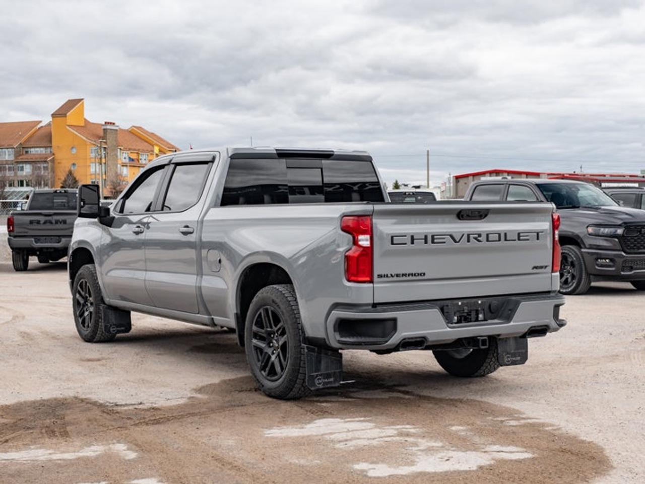2025 Chevrolet Silverado 1500 RST Photo