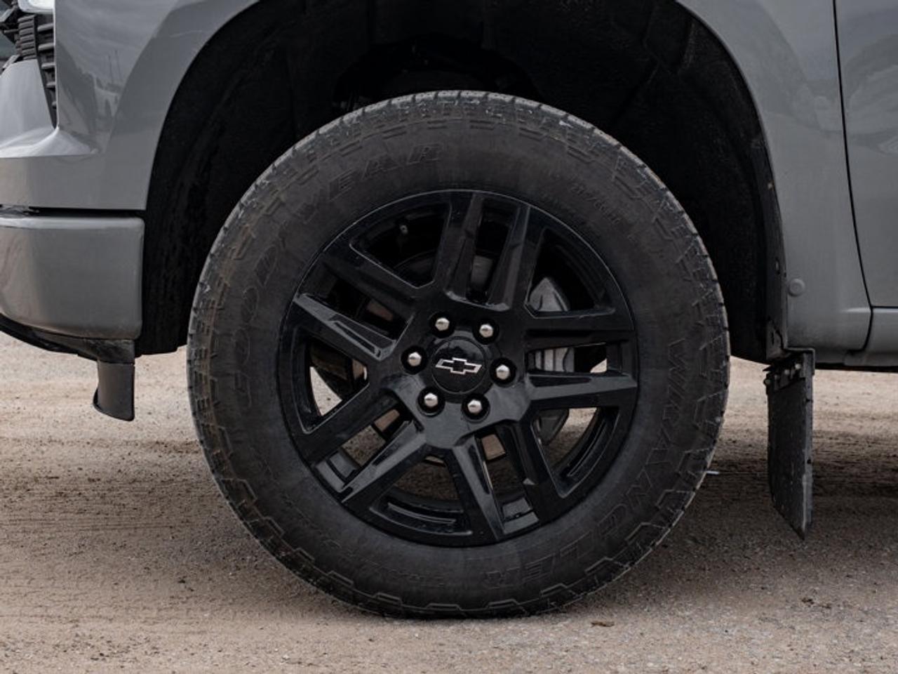 2025 Chevrolet Silverado 1500 RST Photo