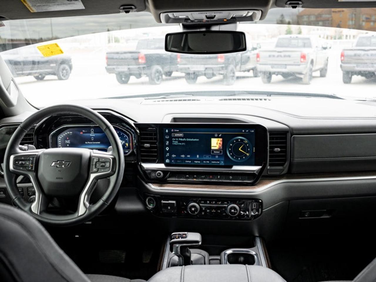 2025 Chevrolet Silverado 1500 RST Photo