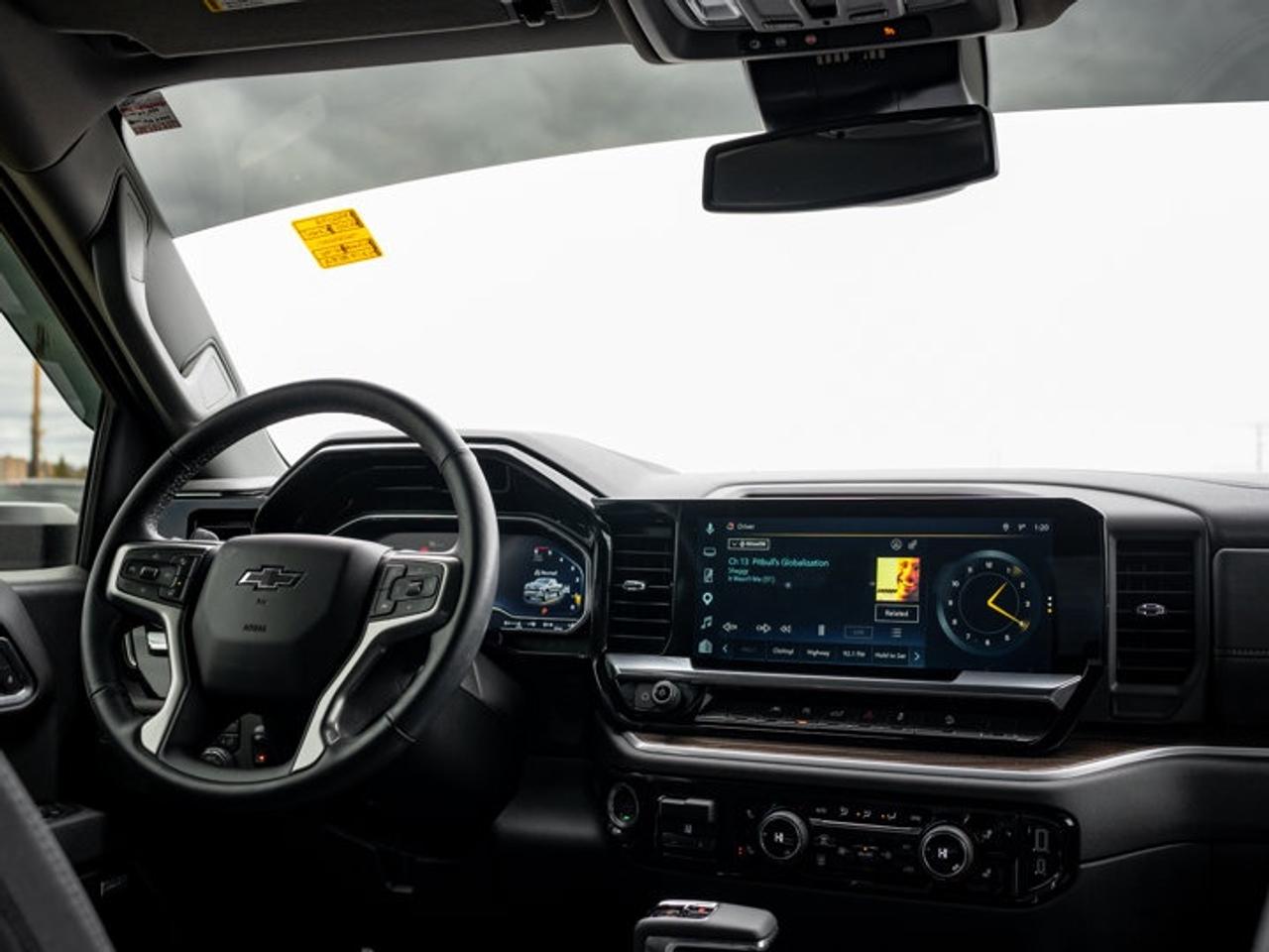 2025 Chevrolet Silverado 1500 RST Photo