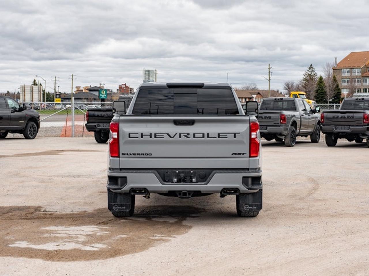 2025 Chevrolet Silverado 1500 RST Photo