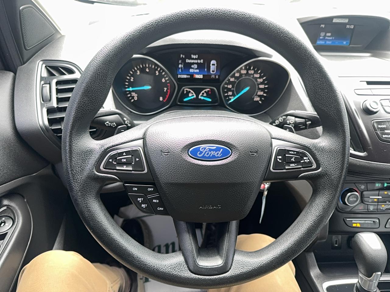 2017 Ford Escape SE Photo