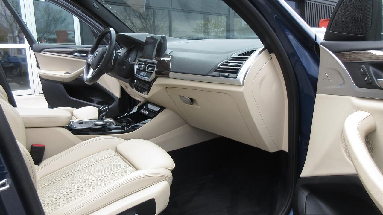 2022 BMW X3 xDrive30i Photo