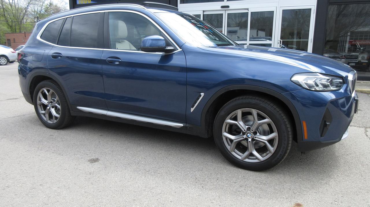 2022 BMW X3 xDrive30i Photo3