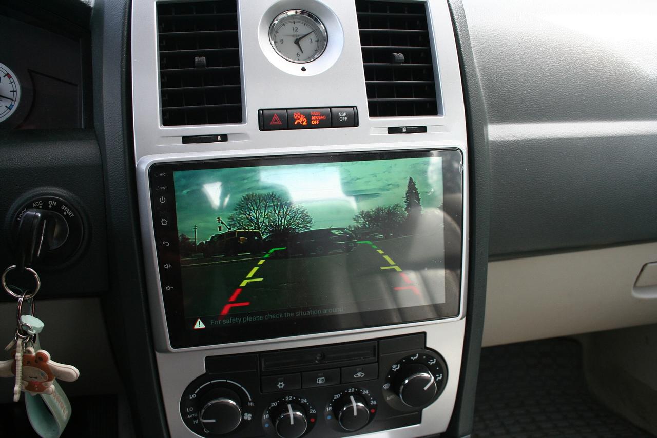2005 Chrysler 300 300C Photo1