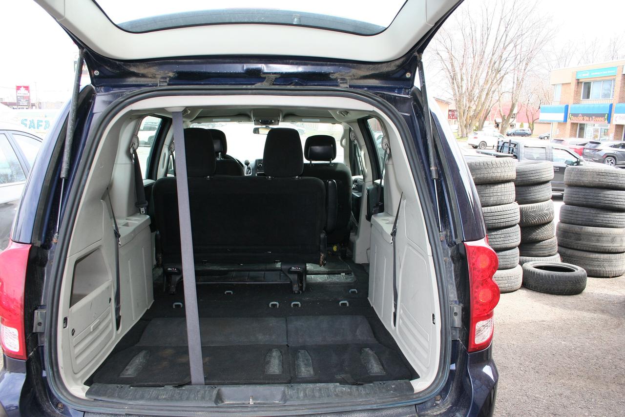 2015 Dodge Grand Caravan CANADA VALUE PACKAGE Photo