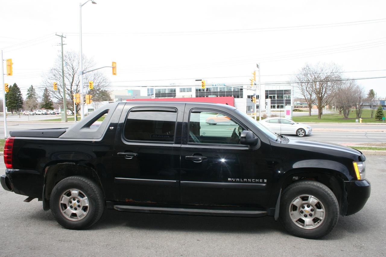 2007 Chevrolet Avalanche LT w/2LT Photo