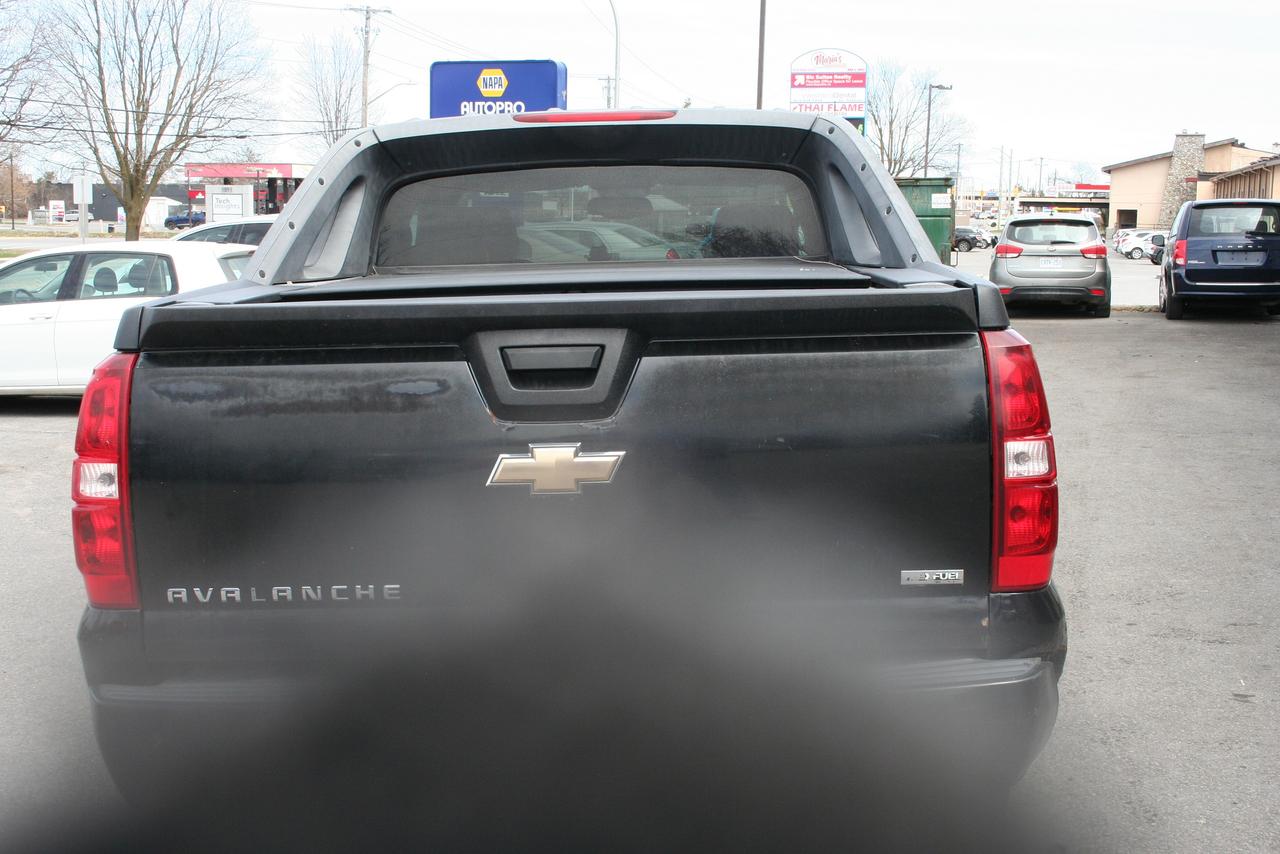 2007 Chevrolet Avalanche LT w/2LT Photo