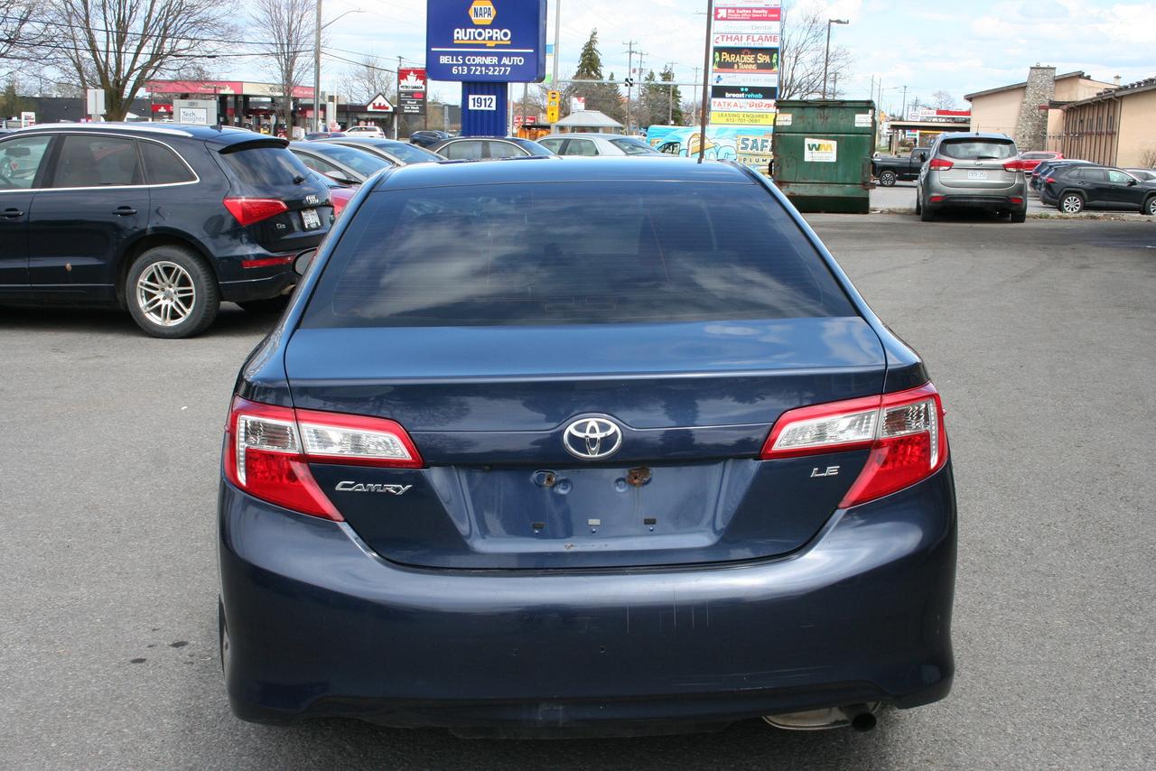 2014 Toyota Camry LE Photo