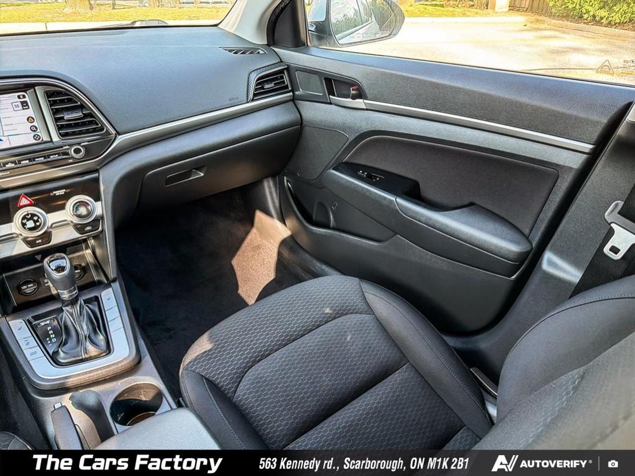 2020 Hyundai Elantra Preferred Apple CarPlay / Camera - No Accident! Photo