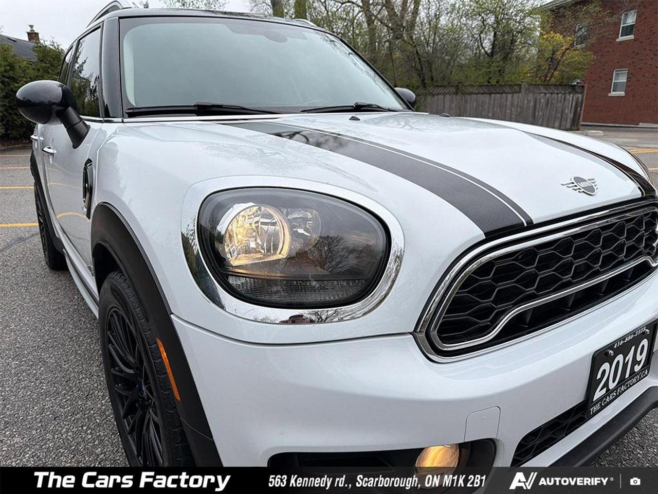2019 MINI Countryman Cooper S ALL4 Camera / Leather / No Accident! Photo