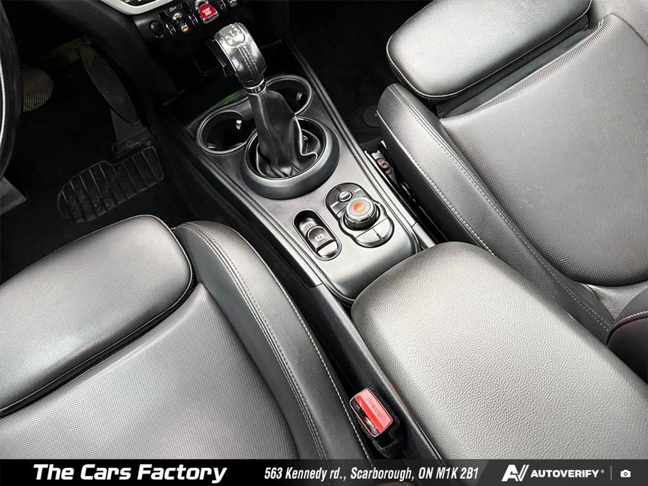 2019 MINI Countryman Cooper S ALL4 Camera / Leather / No Accident! Photo
