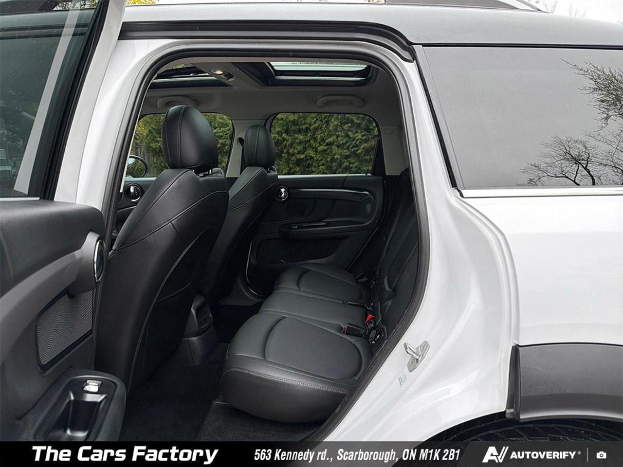 2019 MINI Countryman Cooper S ALL4 Camera / Leather / No Accident! Photo