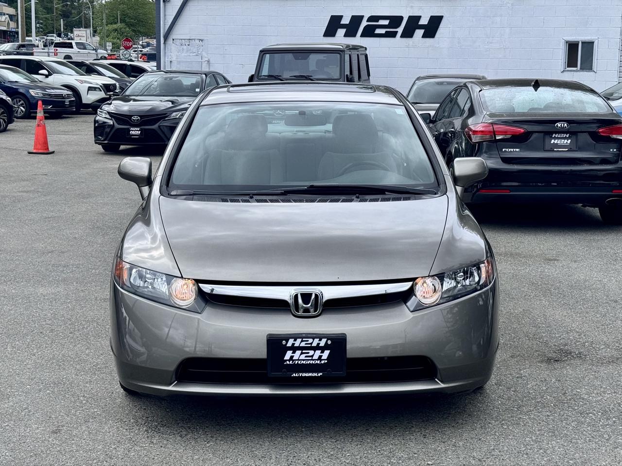 2006 Honda Civic FINANCING AVAILABLE Photo2