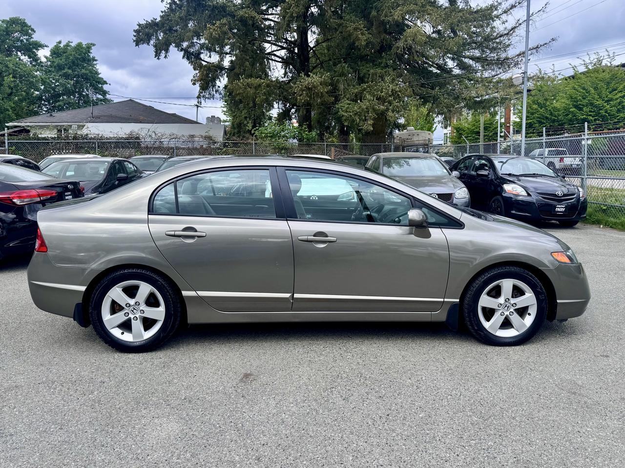 2006 Honda Civic FINANCING AVAILABLE Photo4