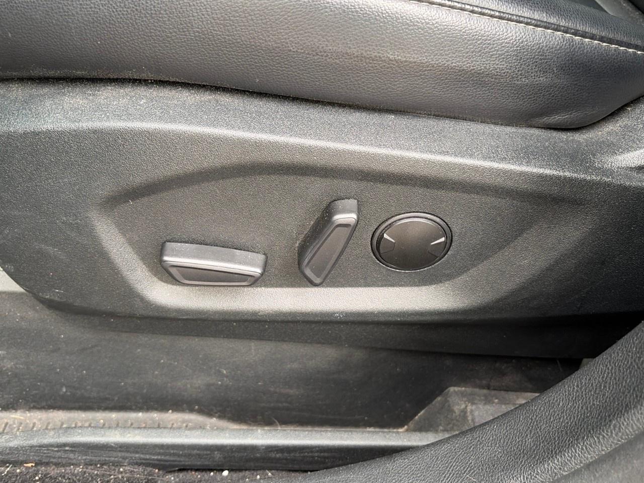 2022 Ford Edge SEL AWD Photo
