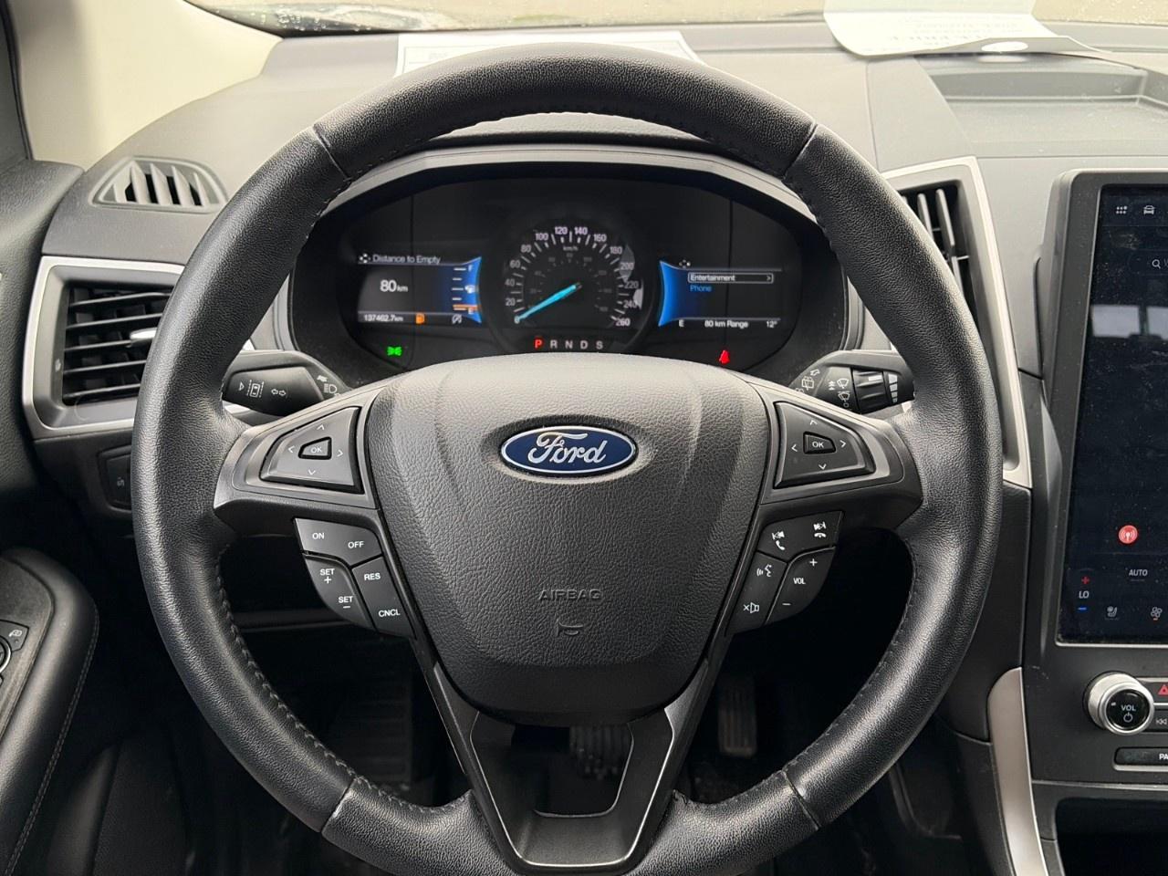 2022 Ford Edge SEL AWD Photo
