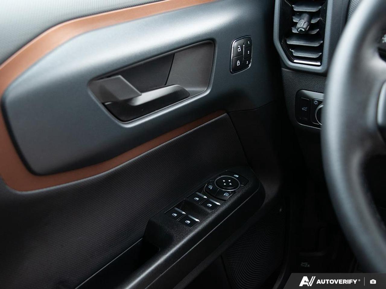 2024 Ford Bronco Sport Outer Banks APPLE CARPLAY/ANDROID AUTO | FORDPASS CONNECT Photo
