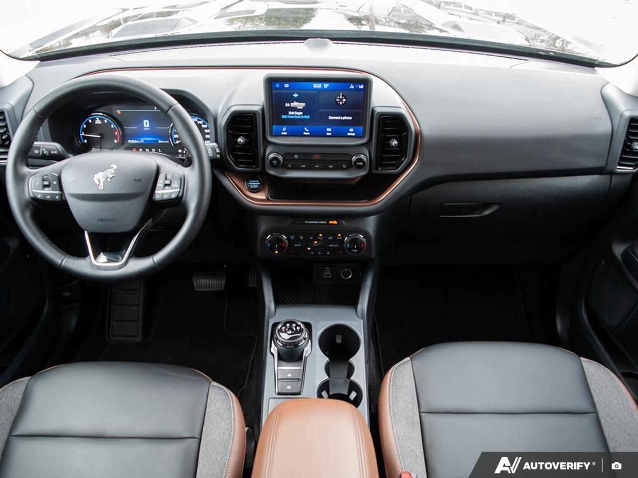 2024 Ford Bronco Sport Outer Banks APPLE CARPLAY/ANDROID AUTO | FORDPASS CONNECT Photo