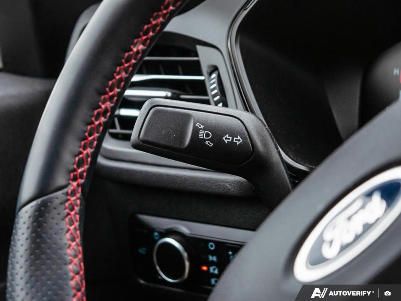 2024 Ford Escape ST-Line Photo
