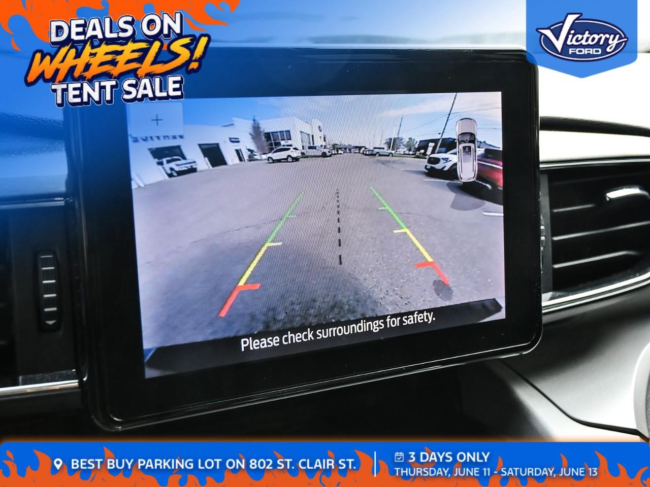 2024 Ford Explorer XLT 4WD Photo