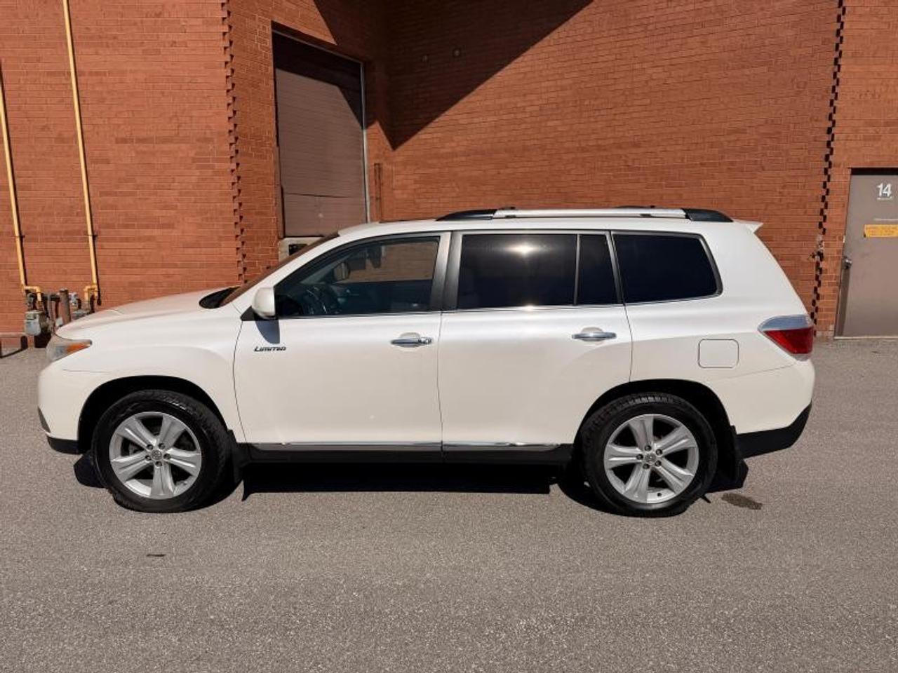 2012 Toyota Highlander 4WD 4dr Limited Photo