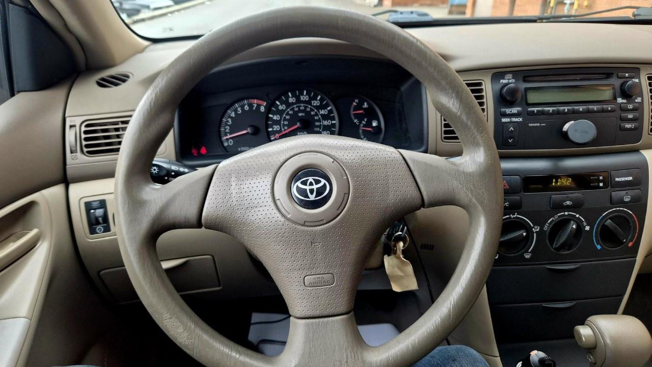 2004 Toyota Corolla 4DR SDN CE AUTO Photo