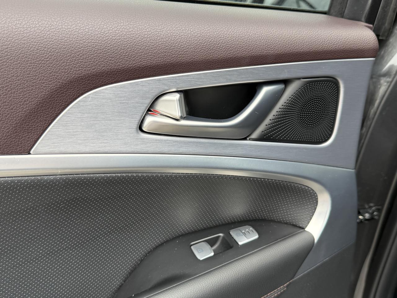 2020 Genesis G70 2.0T Elite Photo