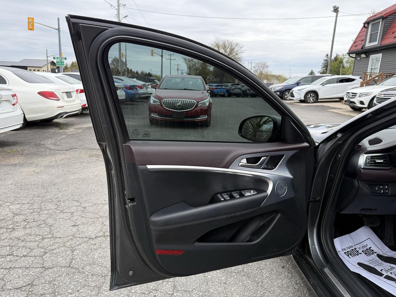 2020 Genesis G70 2.0T Elite Photo