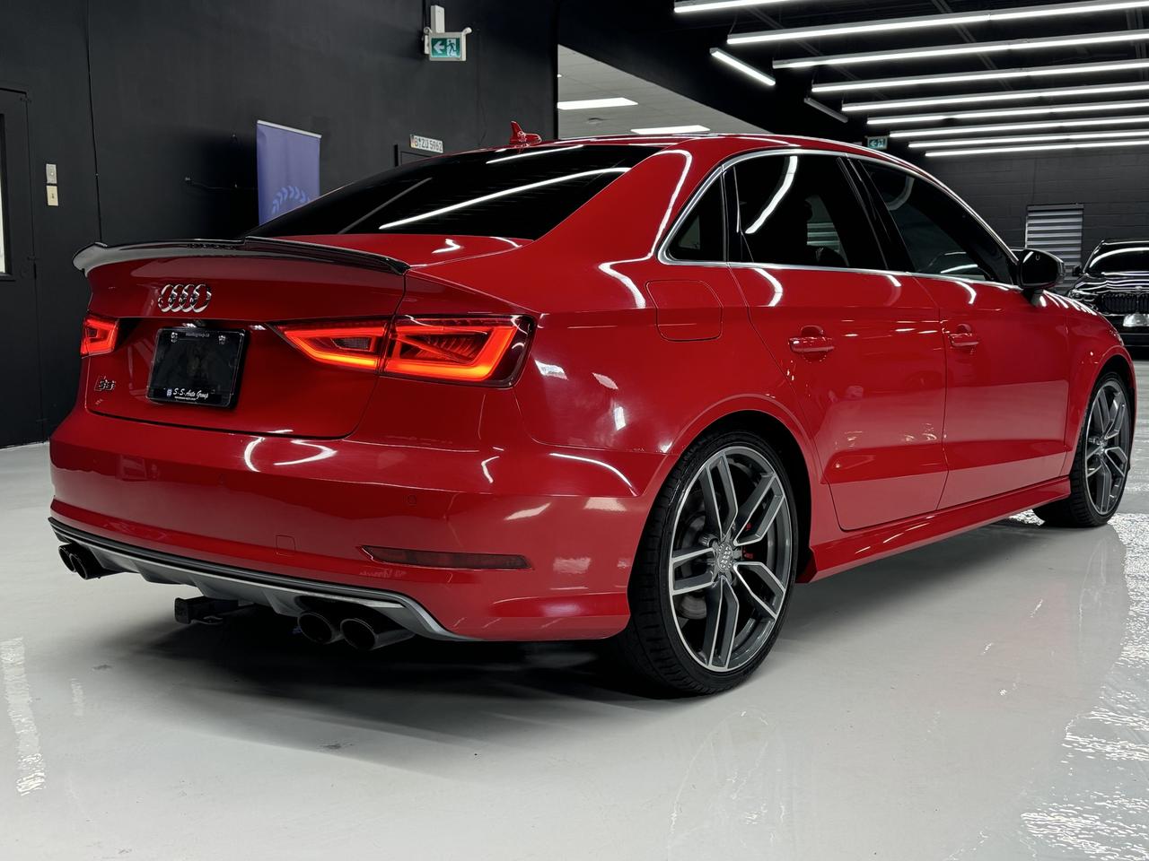 2015 Audi S3 TECHNIK|NAV|BACKUP|BSM|B&O|PANO|DRIVE SELECT| Photo3