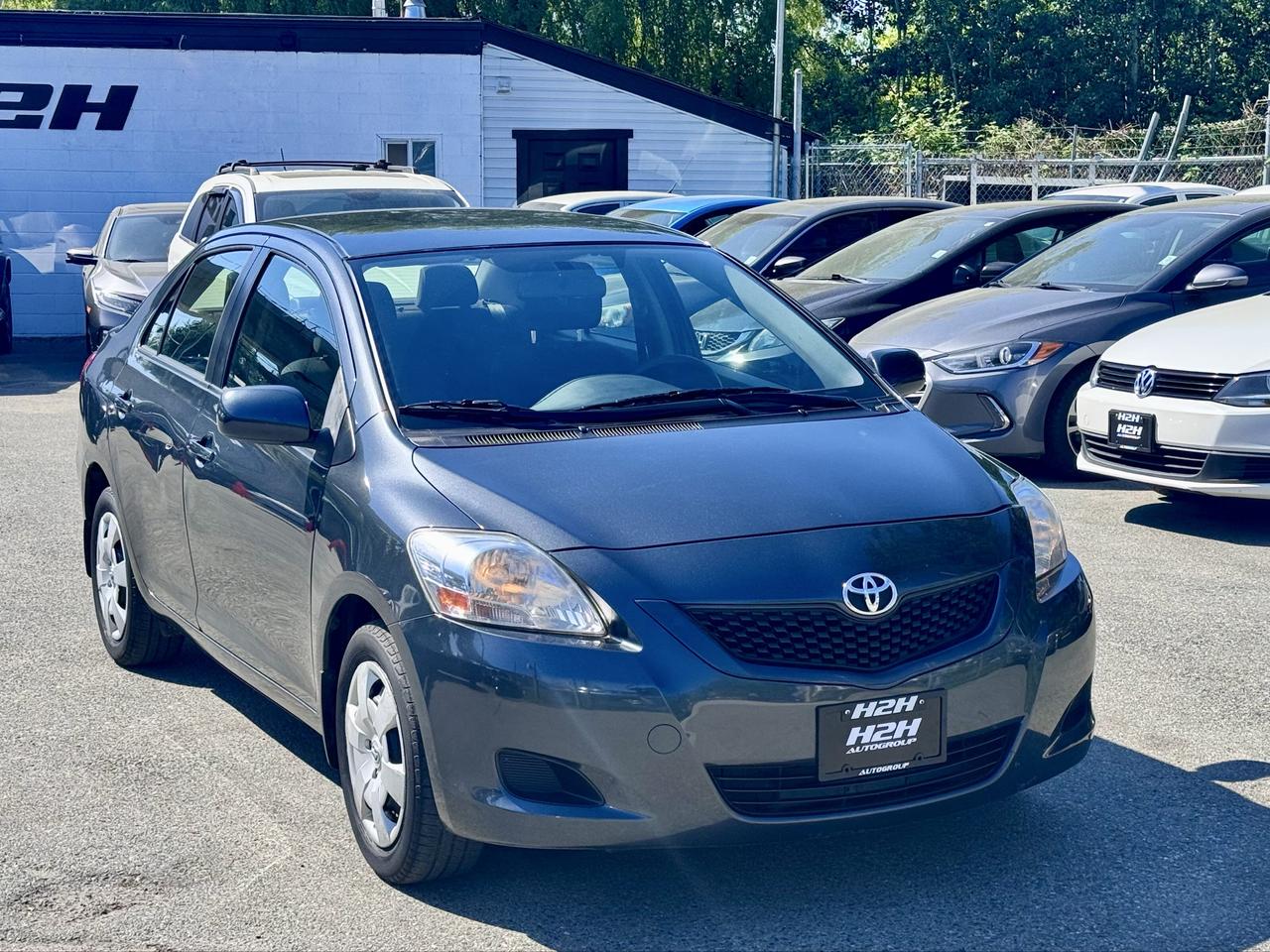 2012 Toyota Yaris FINANCING AVAILABLE Photo3