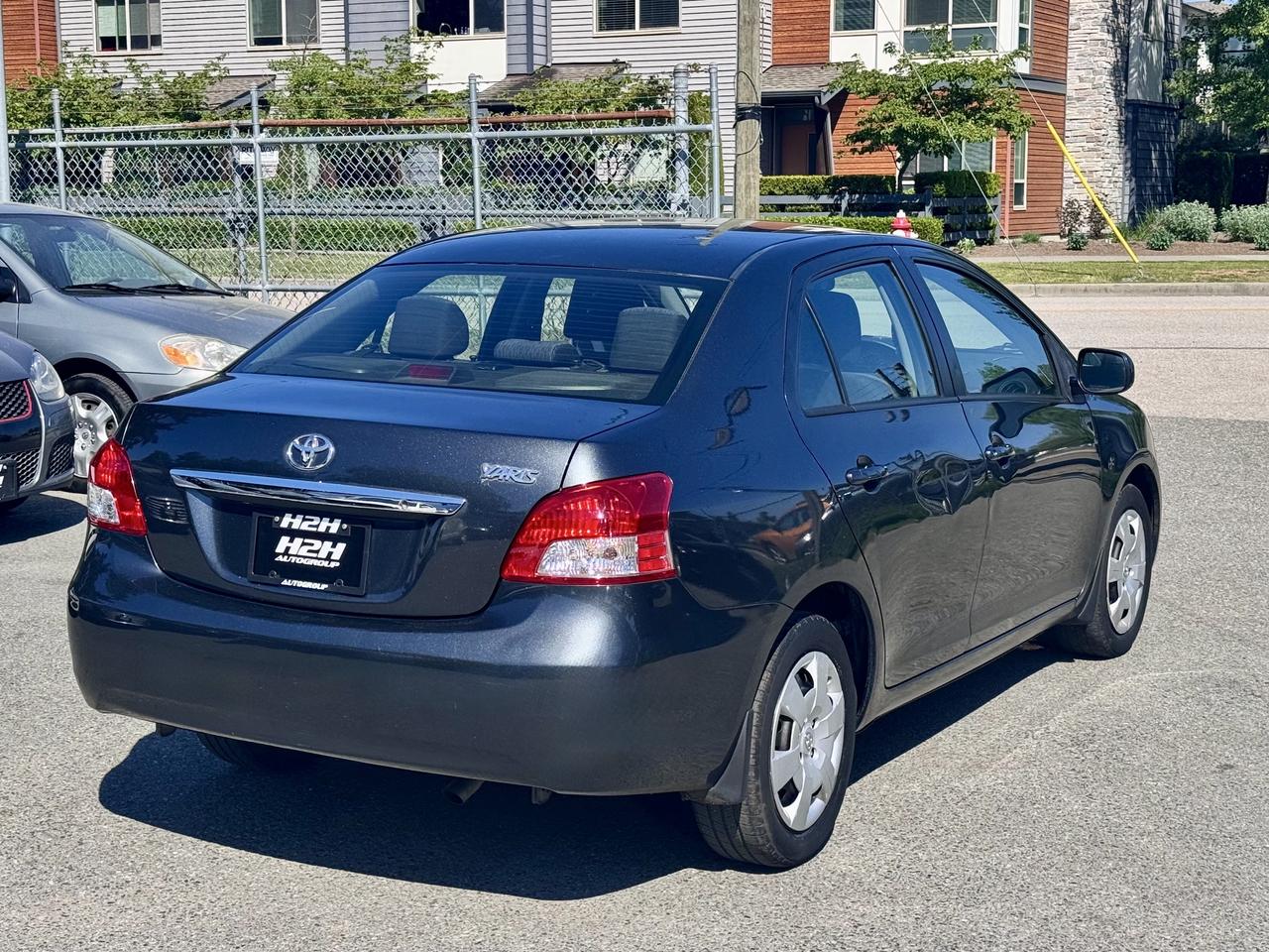 2012 Toyota Yaris FINANCING AVAILABLE Photo5