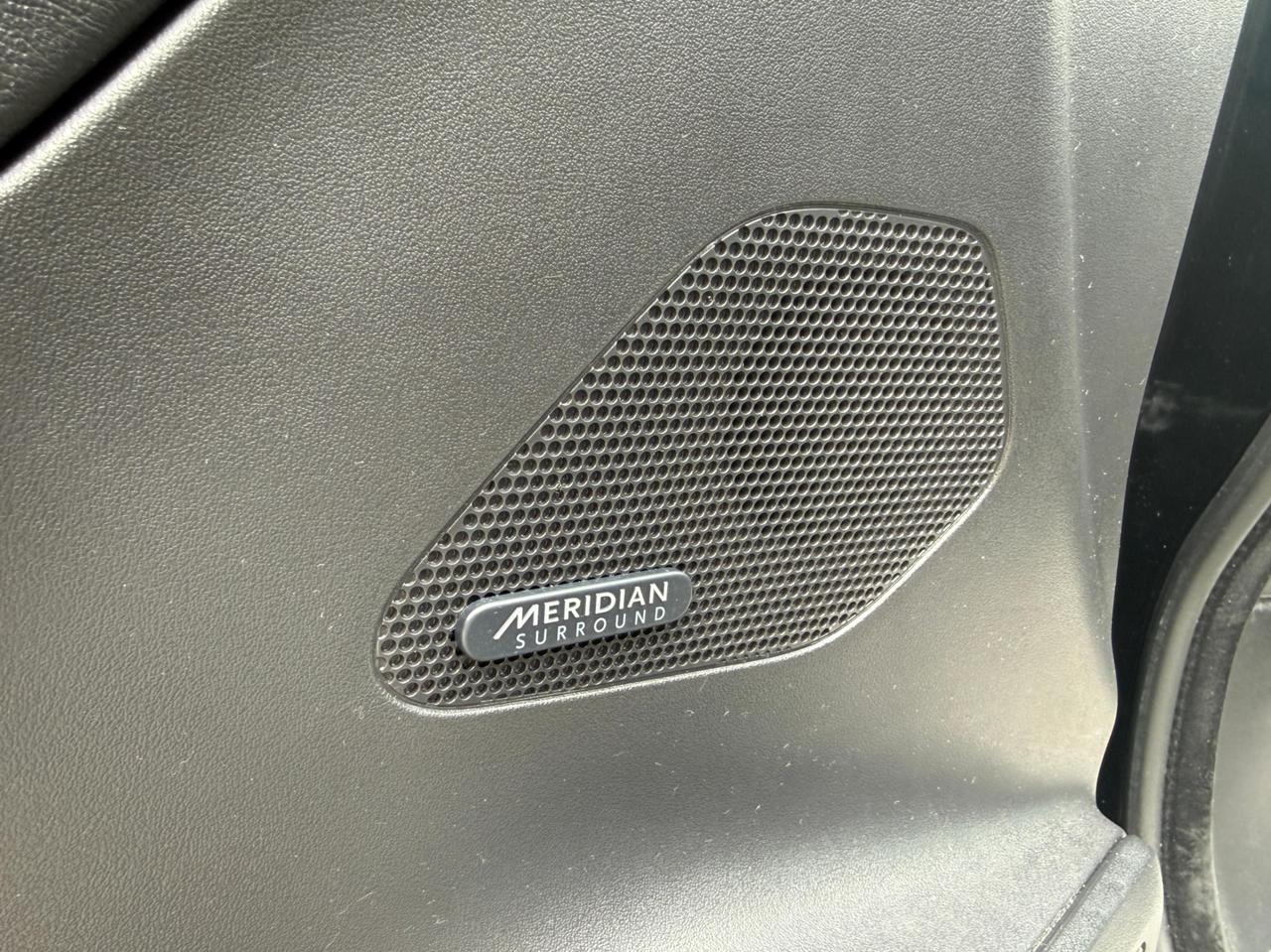 2020 Jaguar F-PACE Portfolio Photo