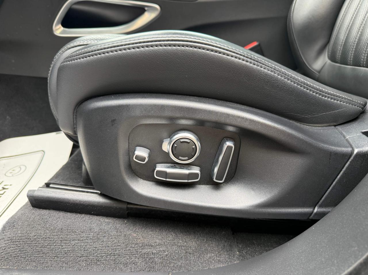 2020 Jaguar F-PACE Portfolio Photo
