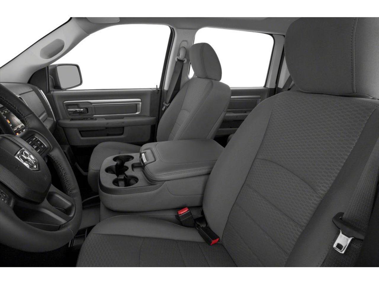 2014 RAM 1500 SLT Photo