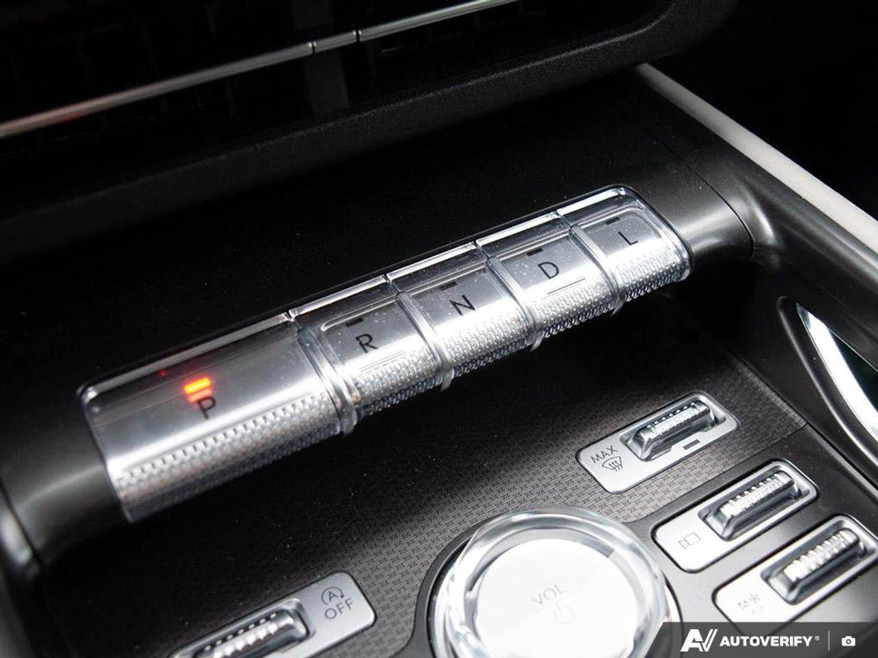 2025 Lincoln Nautilus Premiere HEATED SEATS & STEERING | WIRELESS CHARGING Photo