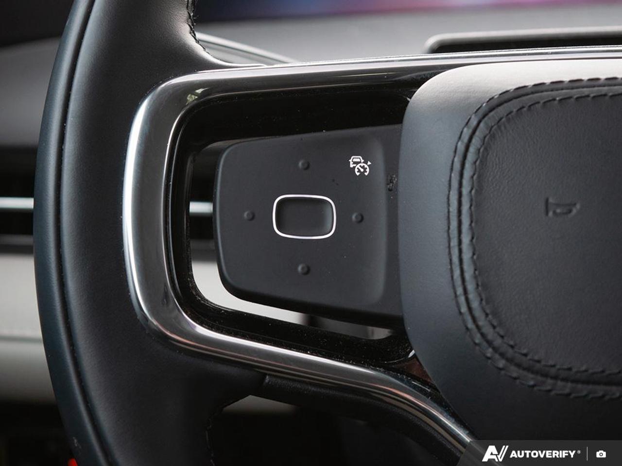 2025 Lincoln Nautilus Premiere HEATED SEATS & STEERING | WIRELESS CHARGING Photo