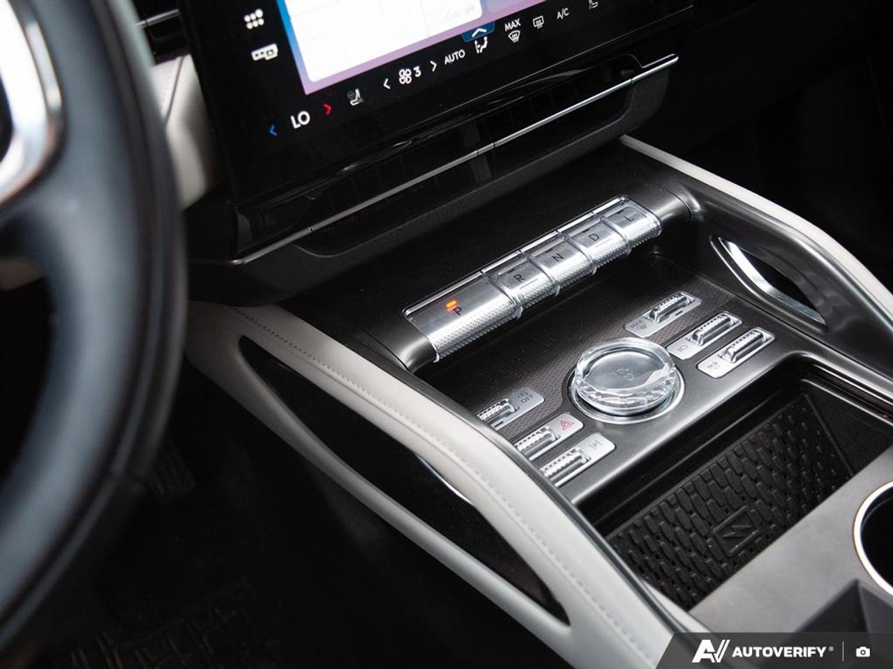 2025 Lincoln Nautilus Premiere HEATED SEATS & STEERING | WIRELESS CHARGING Photo