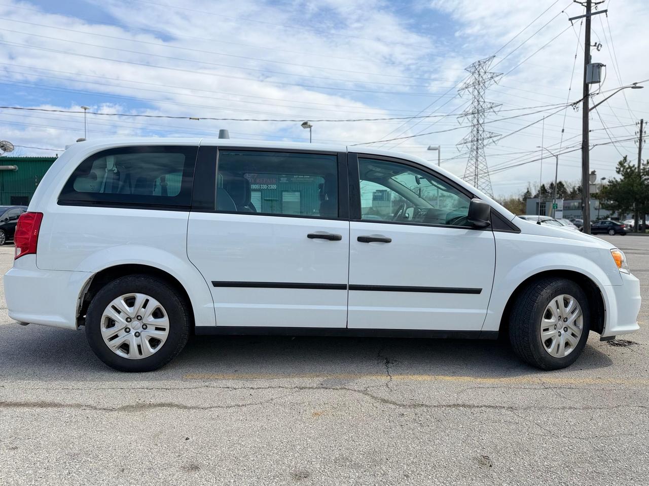 2017 Dodge Grand Caravan CANADA VALUE PACKAGE Photo