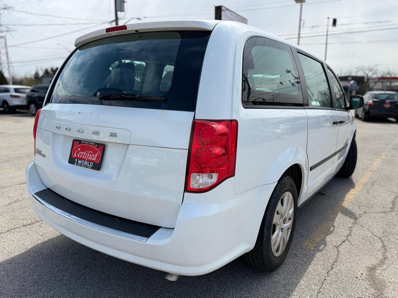 2017 Dodge Grand Caravan CANADA VALUE PACKAGE Photo