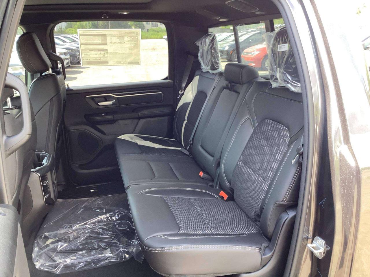 2026 RAM 1500 SPORT | Pano Roof | Sport Hood | 12" Touchscreen Photo